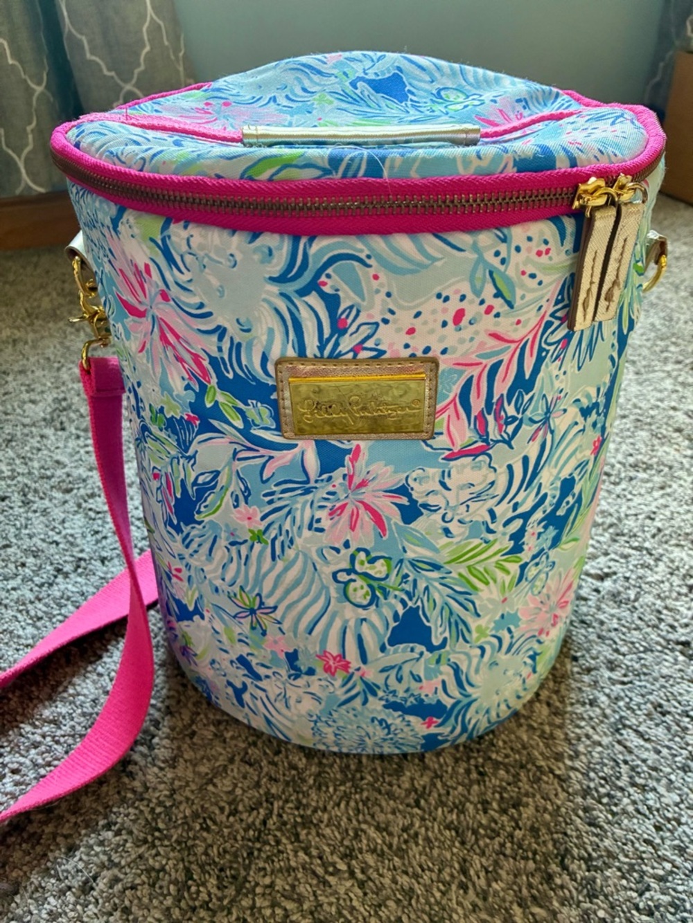 Lilly Pulitzer lunch bag Wine cooler tote Travel Lion Around floral soft sided